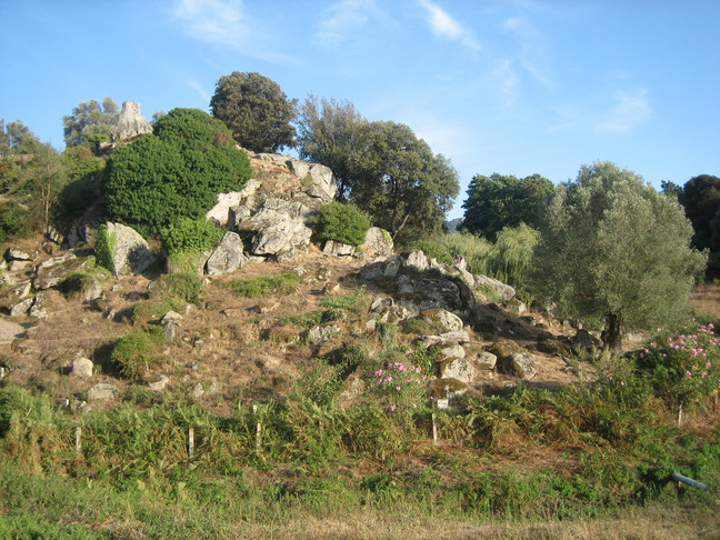 L'éperon rocheux de Filitosa. Découverte de la Corse. Au sud d'Ajaccio.