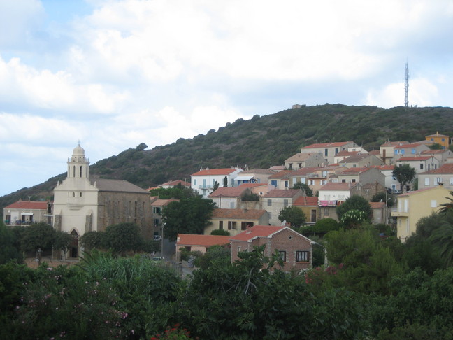 Cargèse, son église grecque. Découverte de la Corse. Ajaccio - Porto par la côte.