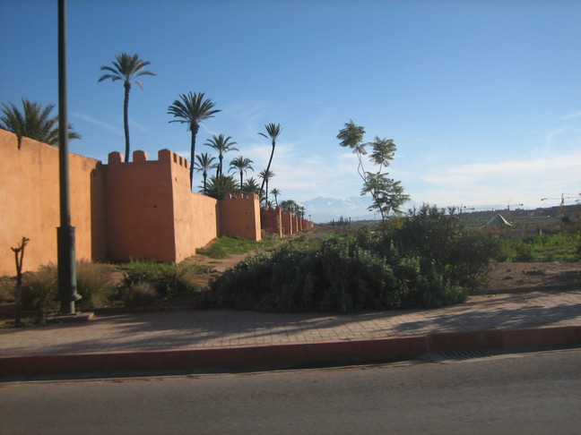 Les remparts de la ville. Marrakech en hiver.