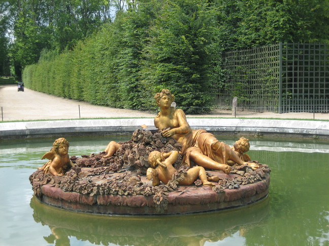 Fontaines et bassins. Jardins et domaine de Marie-Antoinette.