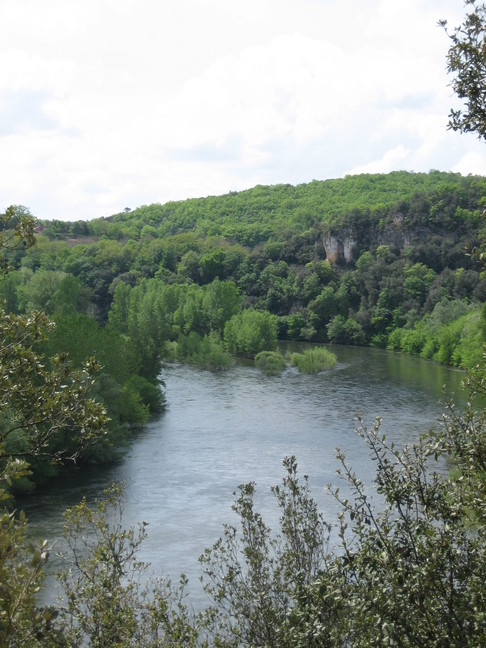 La Dordogne depuis le Cingle de Montfort. Escales périgourdines. Sarlat et la vallée de la Dordogne en Périgord noir.