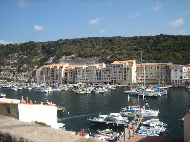 Le port de Bonifacio. Découverte de la Corse. Au sud d'Ajaccio.