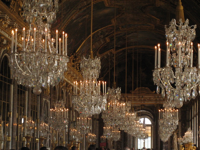 Dans la galerie des glaces. Week-end royal. Appartements royaux du château de Versailles.