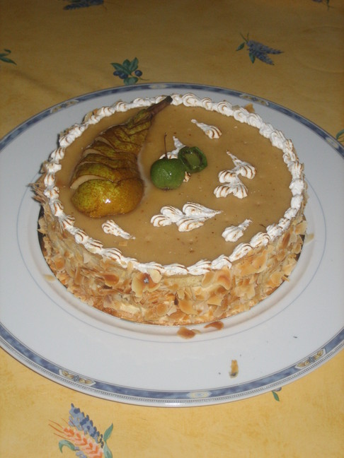 Gâteau aux poires de L'Angelière. Cérémonies d'octobre.